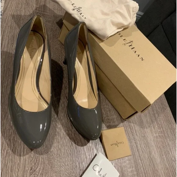 Cole Haan Chelsea Pump heels - Picture 2 of 7